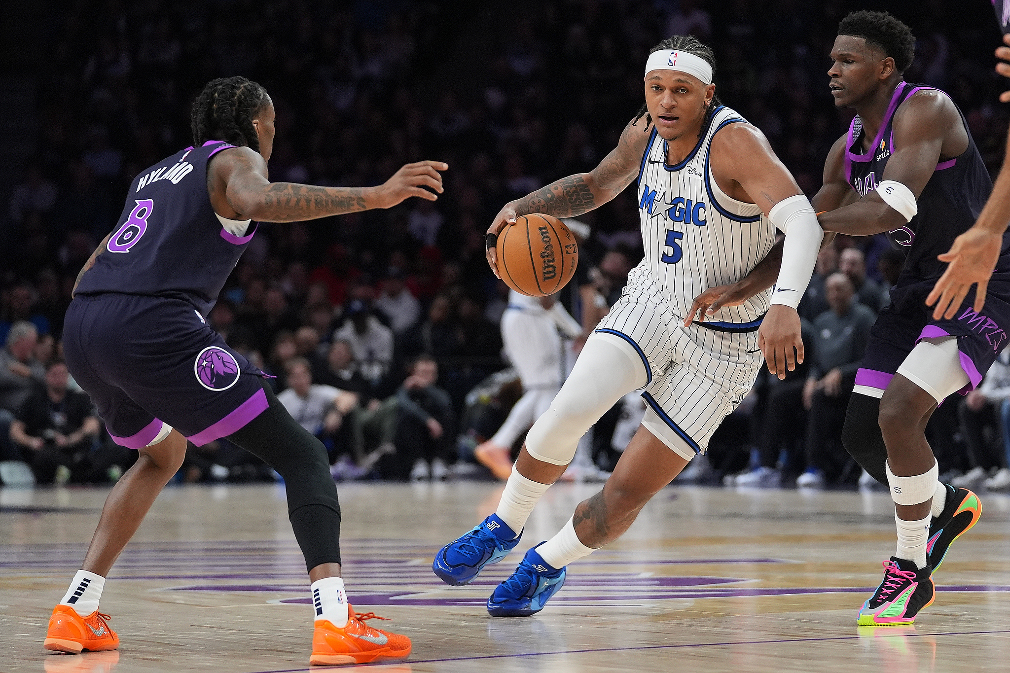 kaiyun-班凯罗25+15爱德华兹34分 魔术力擒森林狼三连胜